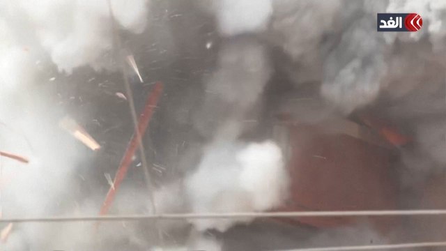 El momento en que un ataque israelí impacta el Hospital Nasser en Jan Yunis