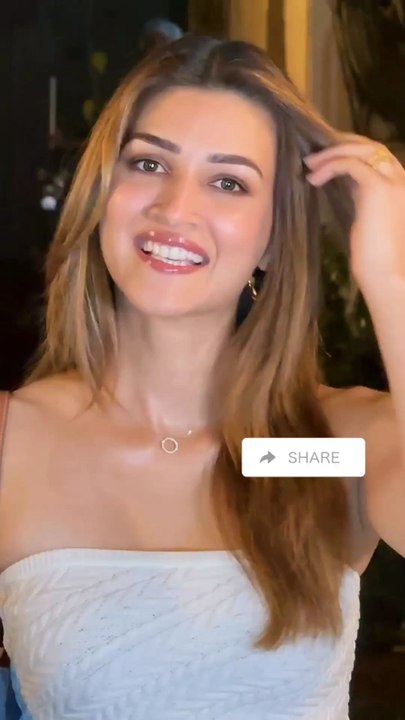 Bollywood Actress Kriti Sanon New Looks Beautiful 🔥❤️🥰 #kritisanon #bollywood #actresses #actressreels #actress