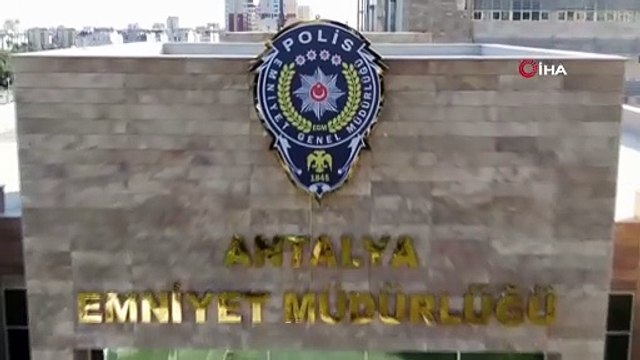 Polis savcı süsü verdiler, milyonluk vurgun yaptılar