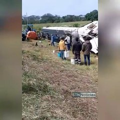 ACCIDENTE DE TRANSITO EN ASENSIO GUARAYOS CHOFER SE DURMIÓ Y SE EMBARRANCO