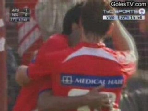 Argentinos Juniors 2-0 Velez Sarsfield (2-0 Pereira)