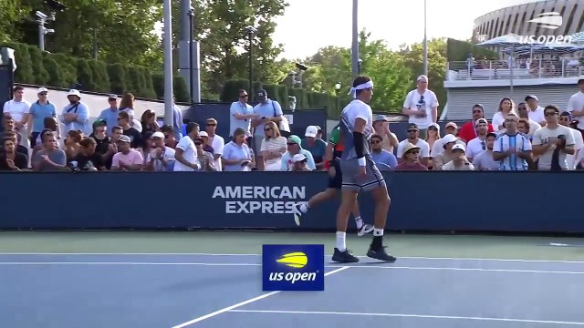 Resumen de Camilo Ugo Carabelli vs Tomás Martín Etcheverry | Ronda 1 del US Open 2025