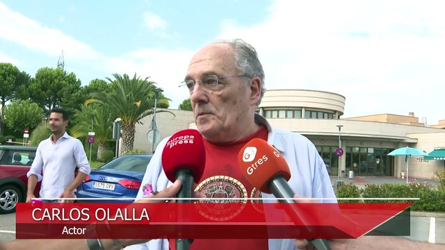 Amigos y familiares despiden a Verónica Echegui en el Tanatorio de la Paz: No nos lo creemos