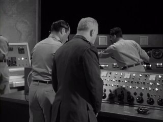 Viaje al fondo del mar 1x19-El dia del juicio final-HD