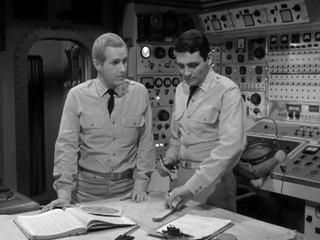 Viaje al fondo del mar 1x21-El hombre indestructible-HD