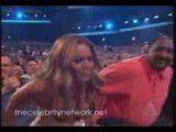 Usher Beyonce wins International Artist Award at AMA's