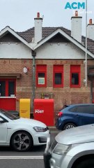 Australia Post halts parcels to the US after 'significant' tariff shake-up