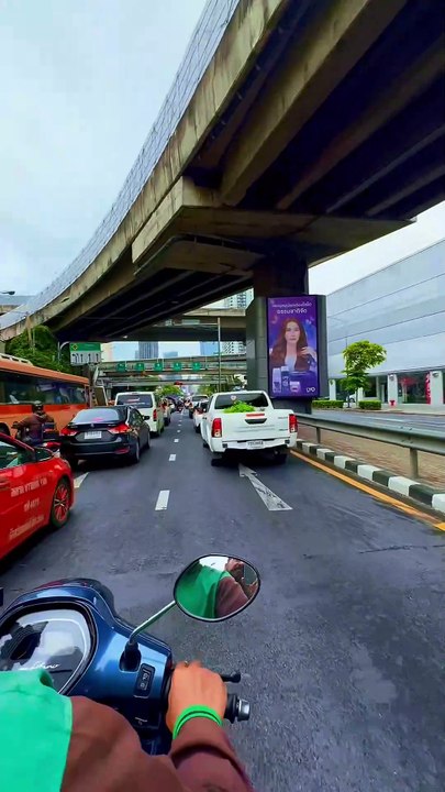 “Going to sea life museum Bangkok “