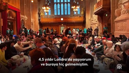 Londra'nın tarihi Guildhall binasında toplu iftar