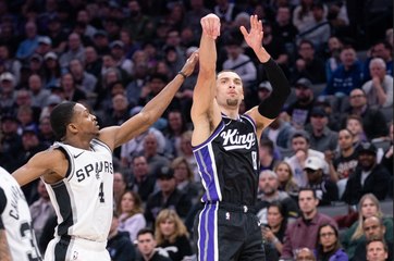 NBA : Zach LaVine gâche le retour de De'Aaron Fox à Sacramento