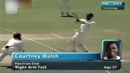 3rd Test Pakistan vs West Indies 2000 Highlights _ Dramatic Controversial Thrilling Finish Worse Umpiring-(720p) (2)