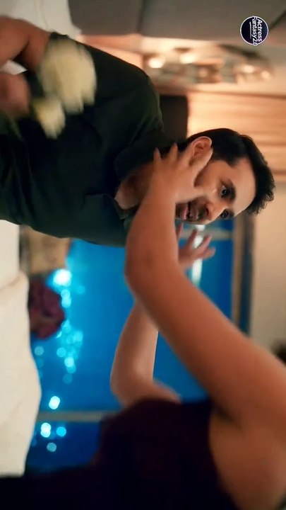 Telugu actress swetha basu bed scene