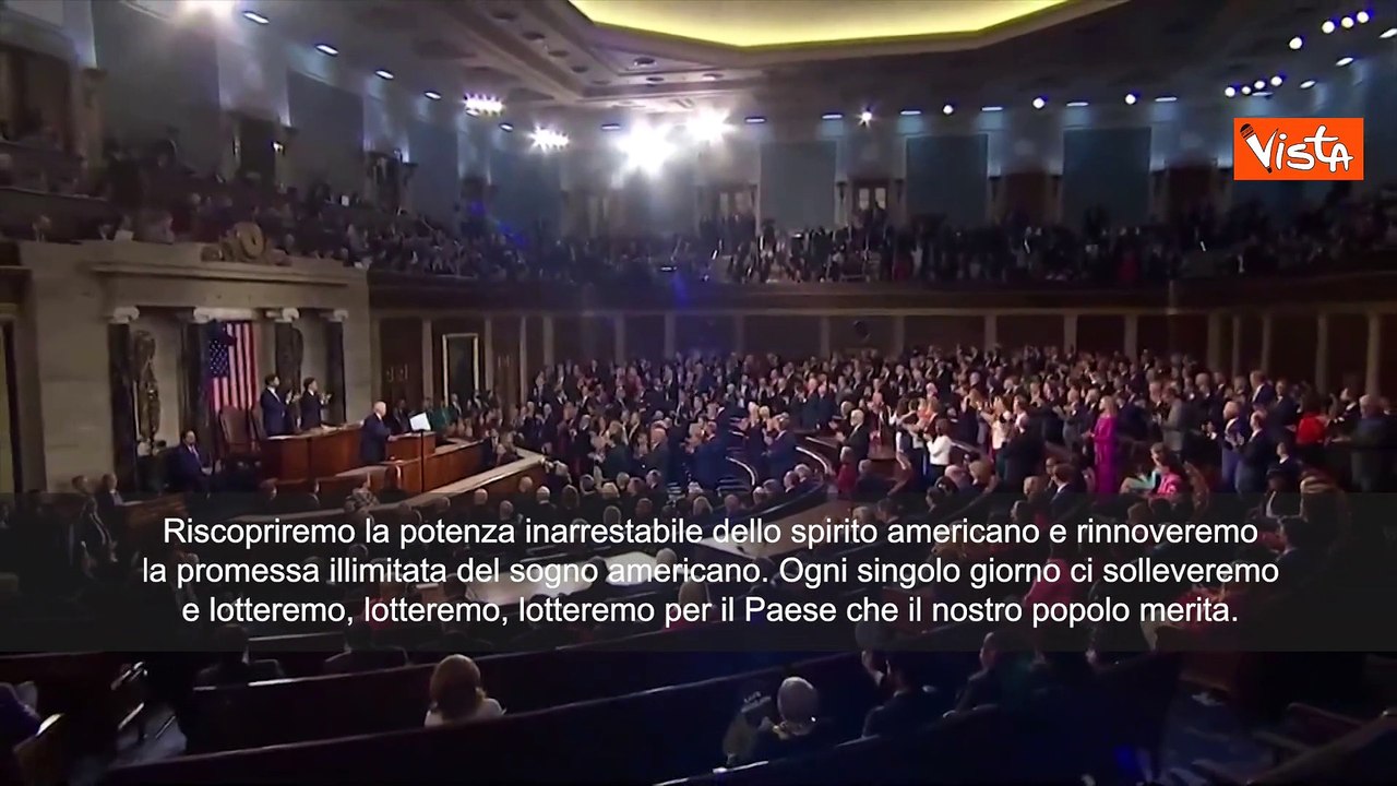Trump al Congresso Usa ripete "fight fight fight" come dopo l'attentato a Butler