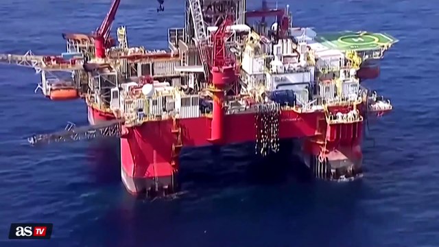 Trump hits Canada, Mexico, China with steep tariffs