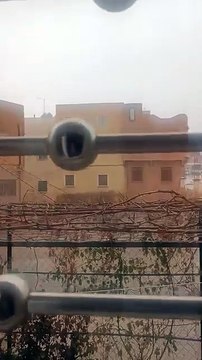 رعد و أمطار غزيرة بمدينة جرادة