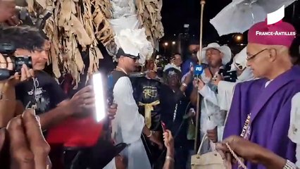 EN IMAGES. Vaval nous a quittés ... vive le roi !