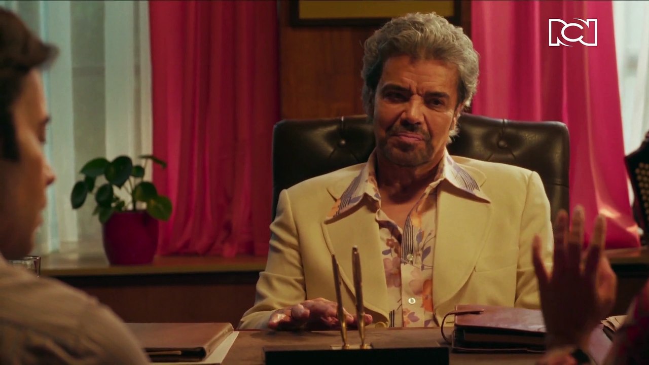 Darío recibe los primeros ingresos de su trabajo en la disquera | Darío Gómez