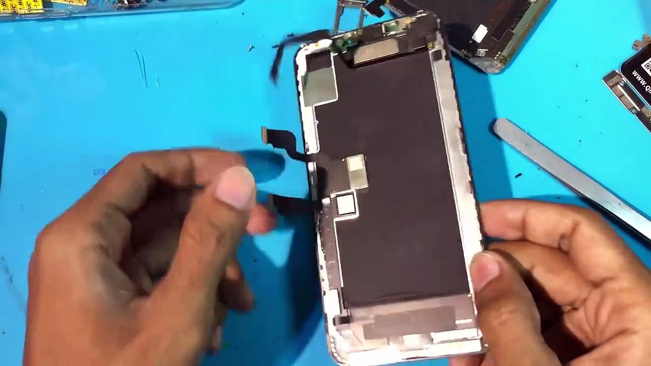 iPhone Xs Max touch problem fixing