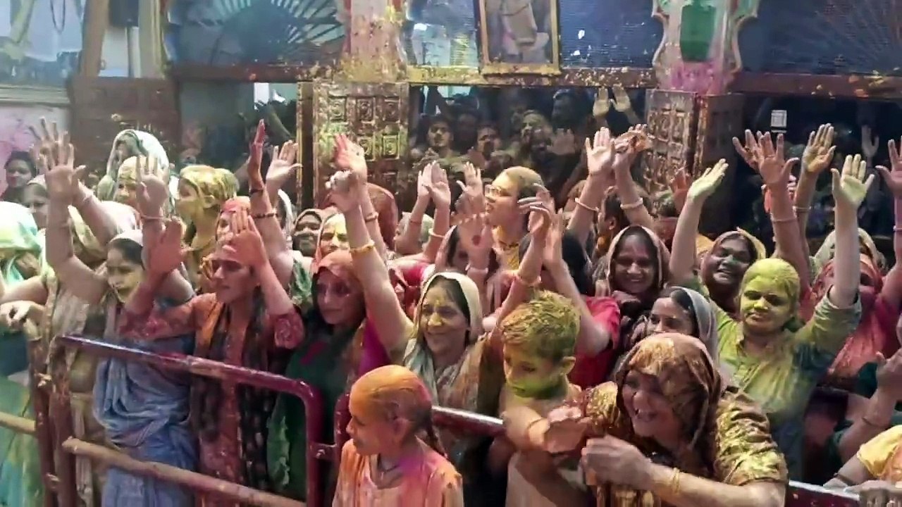 फागोत्सव 2025: श्रद्धालुओं ने ठाकुरजी संग खेली होली, वीडियो में देखें मथुराधीश मंदिर में उड़ते रंग-गुलाल