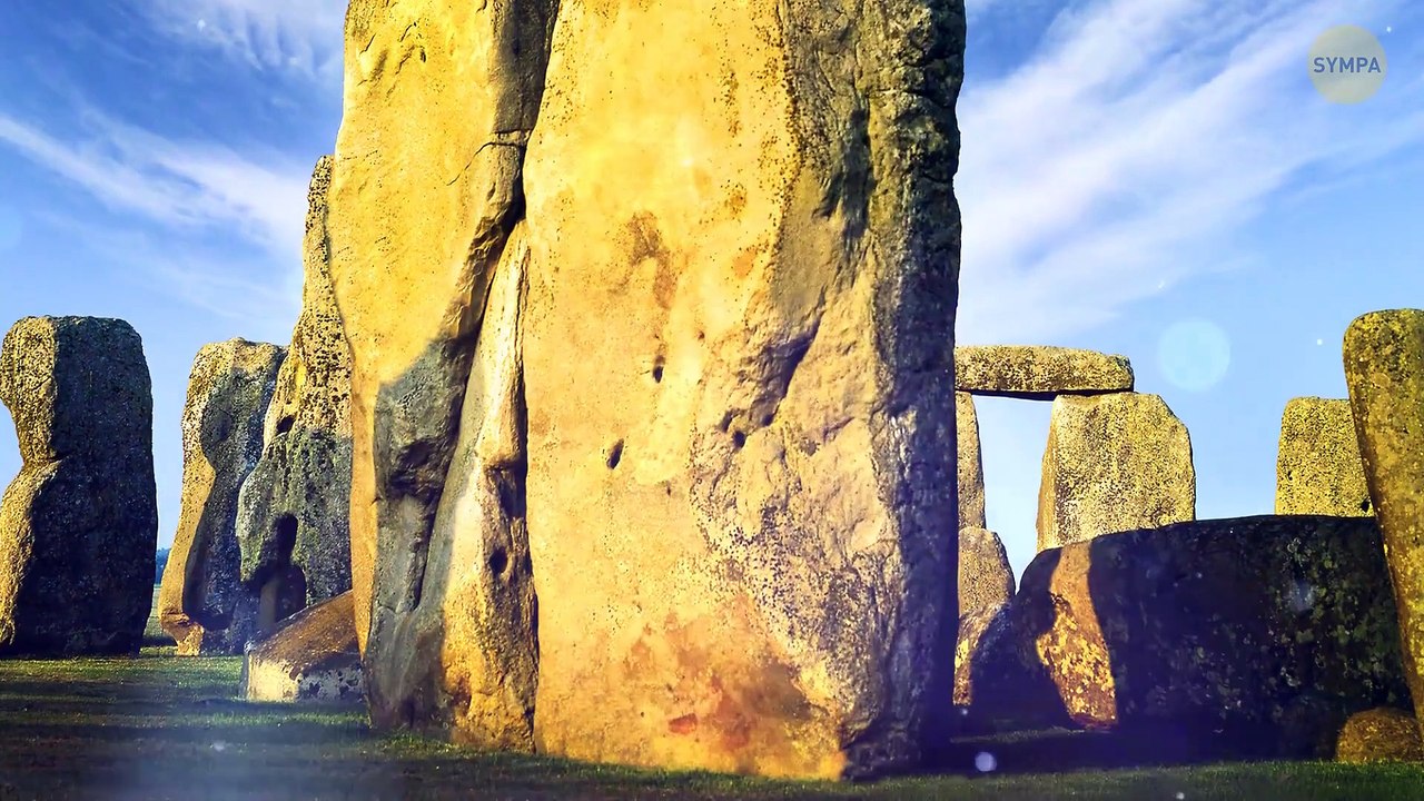 Maisons étranges près de Stonehenge et autres découvertes étonnantes