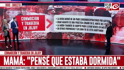 Ató a su bebita en su espalda para poder viajar en moto: la nena murió asfixiada