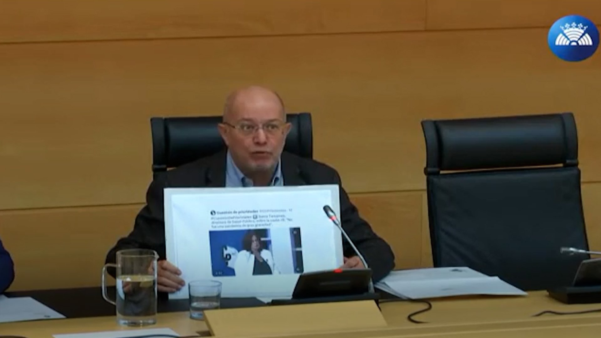 Tensa bronca en Castilla y León por la directora de Salud Pública: "¡Es una puta vergüenza!"