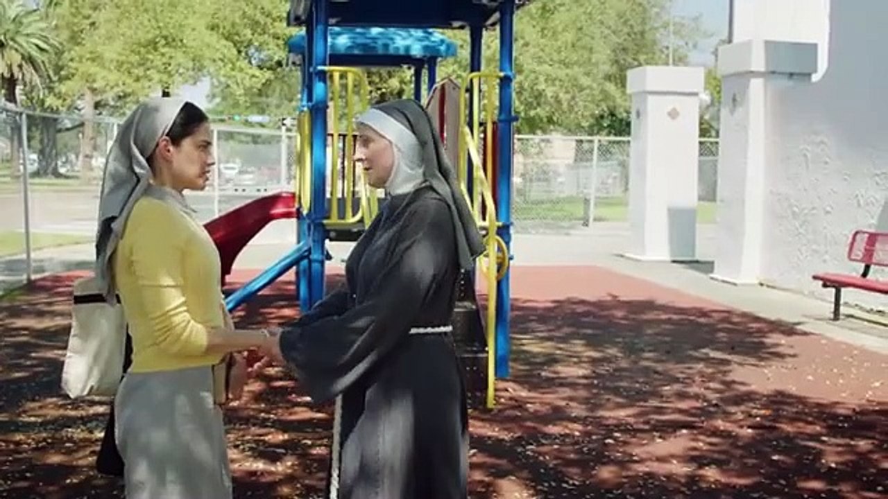 Una joven monja enfrenta un peligro dentro de la iglesia  Película Completa en Español
