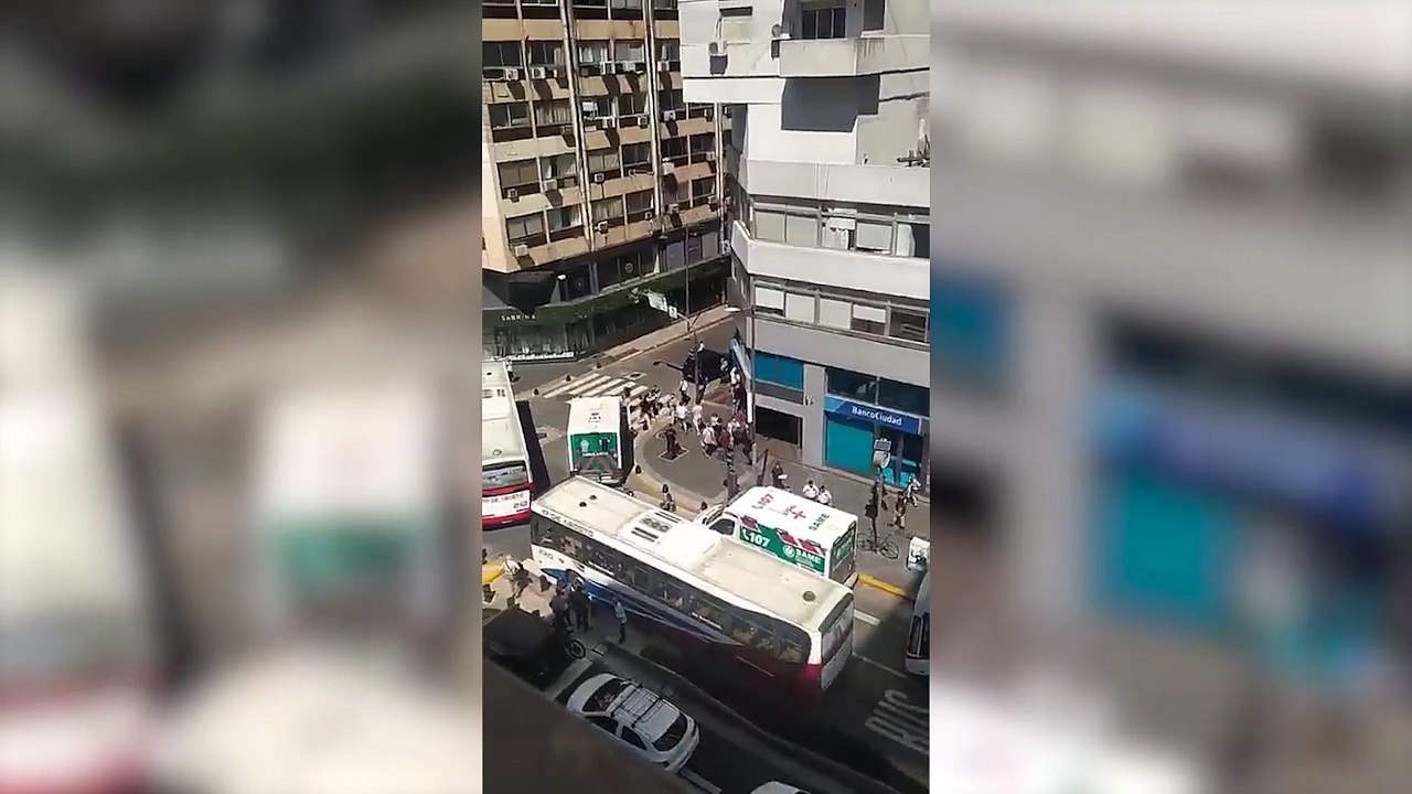 El centro porteño se vivieron momentos caóticos por la caída de servicio de más de 250 semáforos