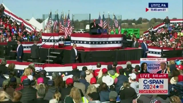 Trump Says He Wouldn't Mind if Reporters Were Shot at Rally