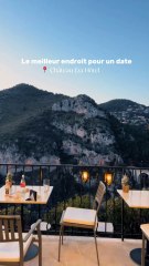 Un repas avec une vue à couper le souffle ! ✨🍽️