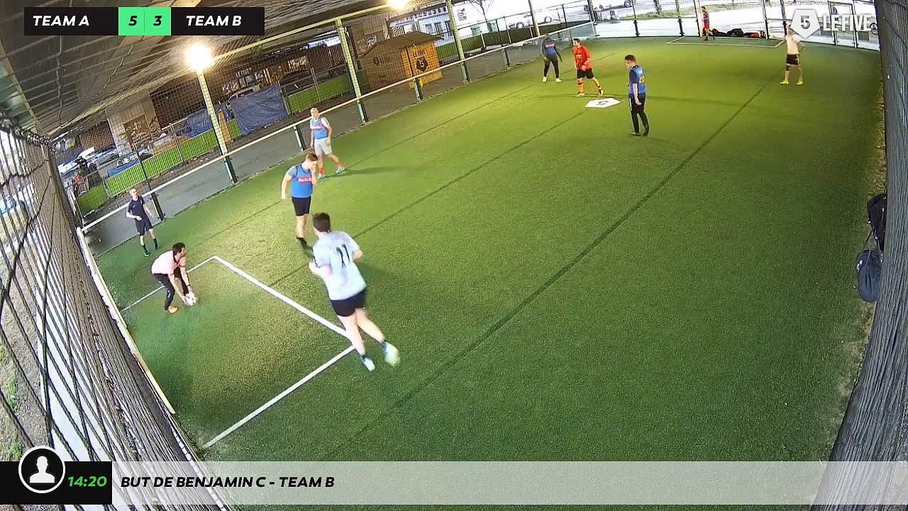 But de Benjamin C - Team B