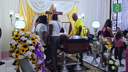 Un periodista muere en ataque armado en Ecuador en medio de violencia narco