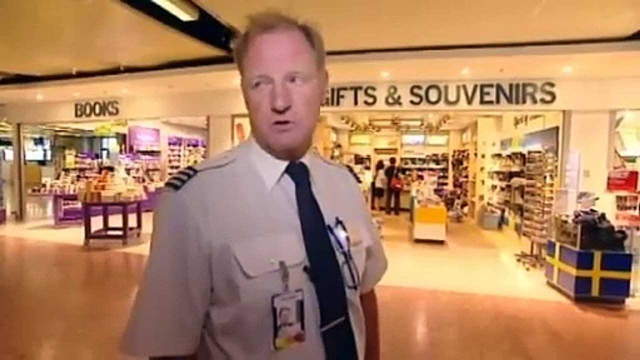 Stockholm Arlanda S02E04 (Stulet kreditkort)