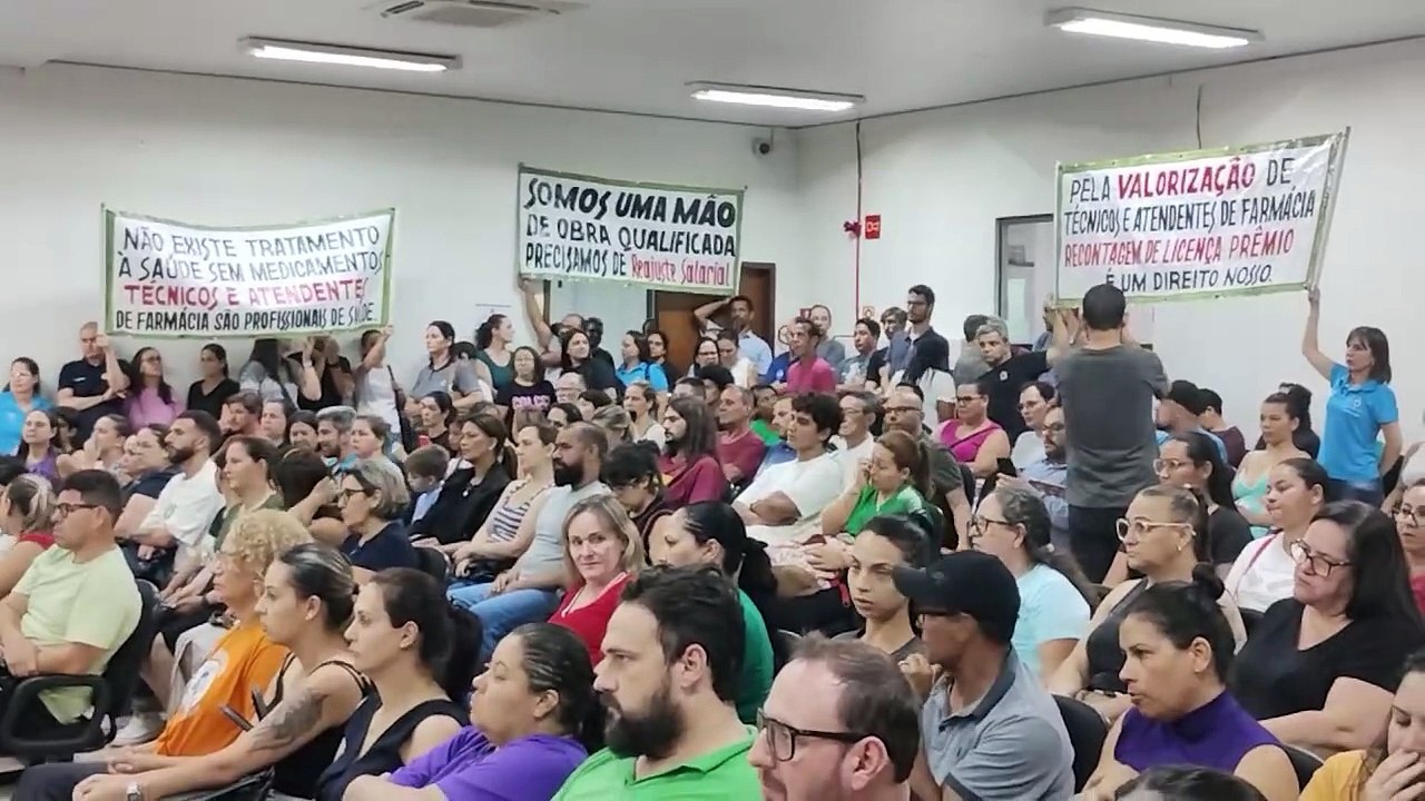 Servidores de Cascavel debatem reajuste salarial e condições de trabalho em Assembleia