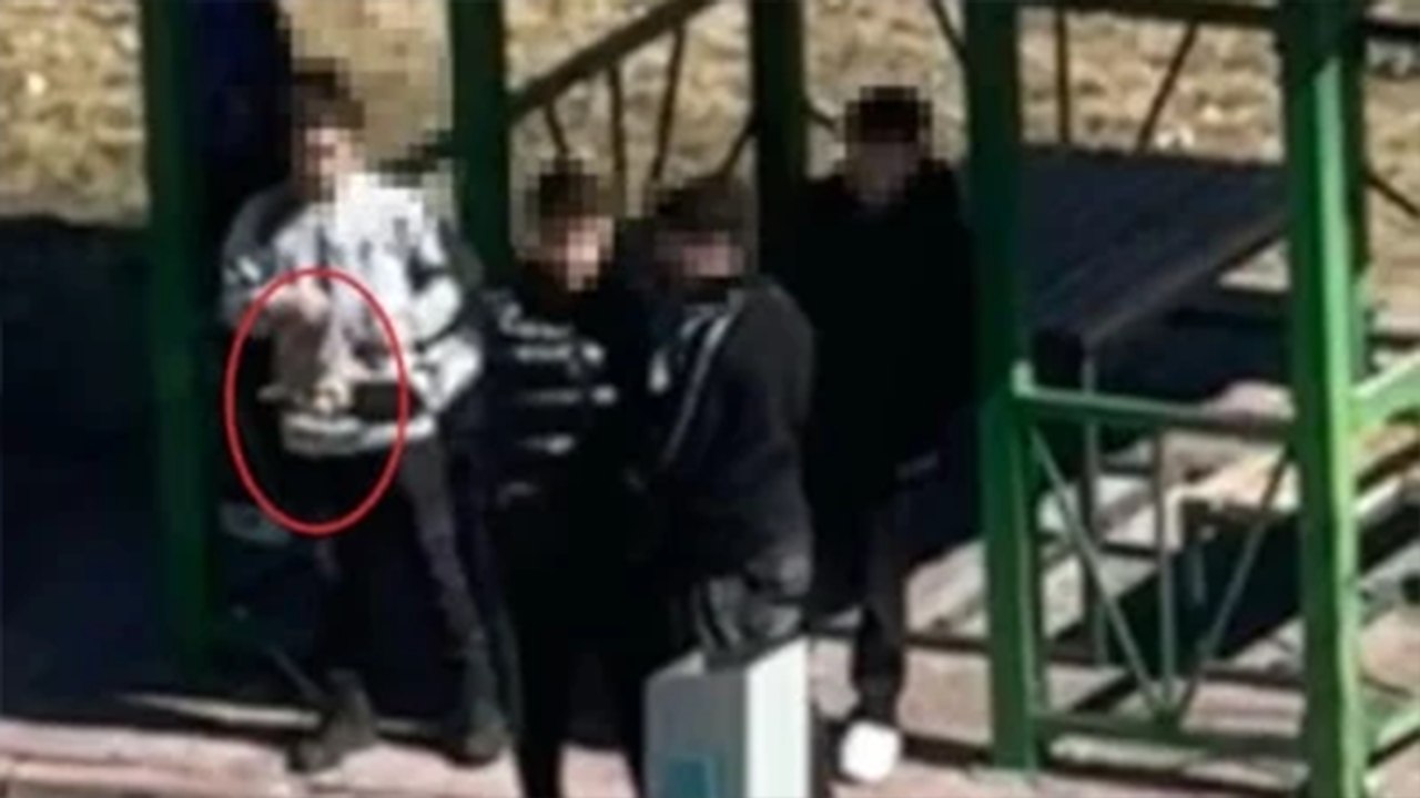 Kayseri'de kurusıkı tabancayla ateş açan 14 yaşındaki çocuk yakalandı