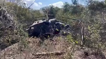 動画: 米陸軍のUH-60L「ブラックホーク」ヘリコプター、ホンジュラスで墜落