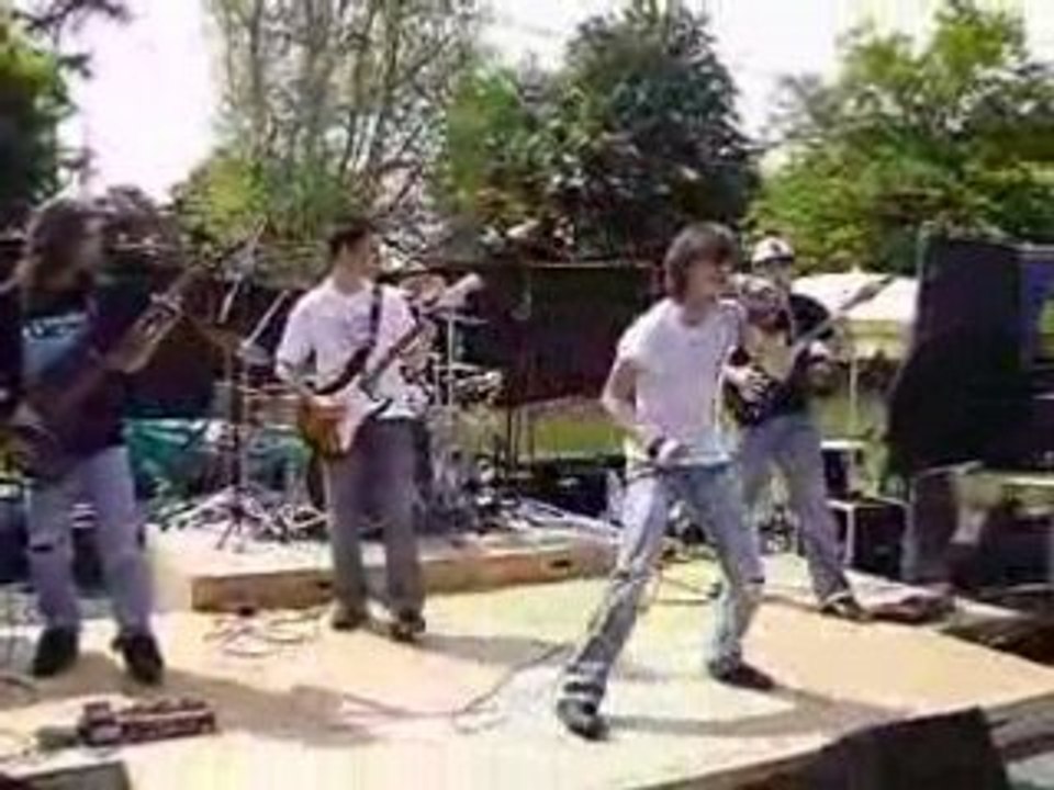 Macadavres _ killing in the name of