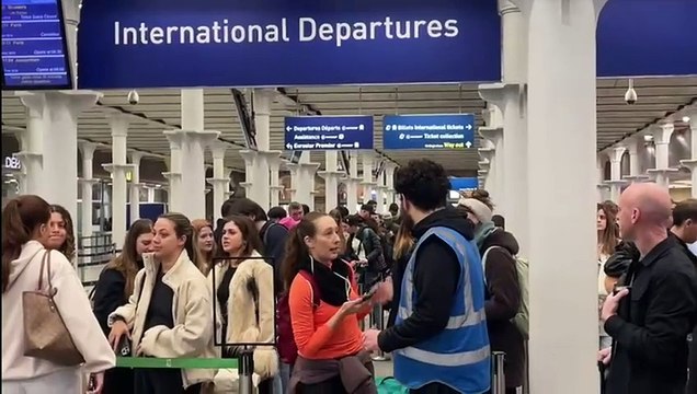 St Pancras queues after bomb causes Eurostar cancellations