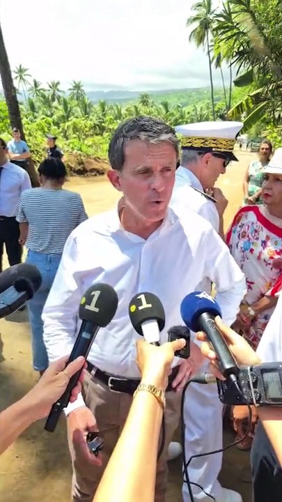 Manuel Valls à Saint-Paul