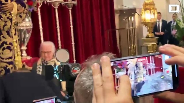 El Rey Felipe VI renueva la tradición al venerar al Cristo de Medinaceli en Madrid