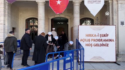 Ramazan geleneği gerçekleştirildi: Hırka-i Şerif ziyarete açıldı