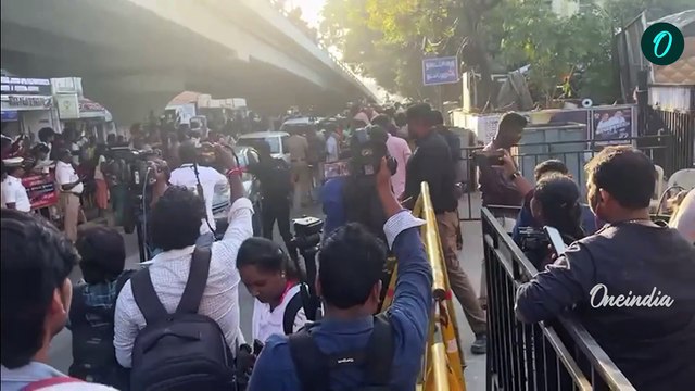 Iftar நோன்பு திறப்பு நிகழ்ச்சி வந்த TVK தலைவர் Vijay | TVK Vijay's Iftar Function | Oneindia Tamil