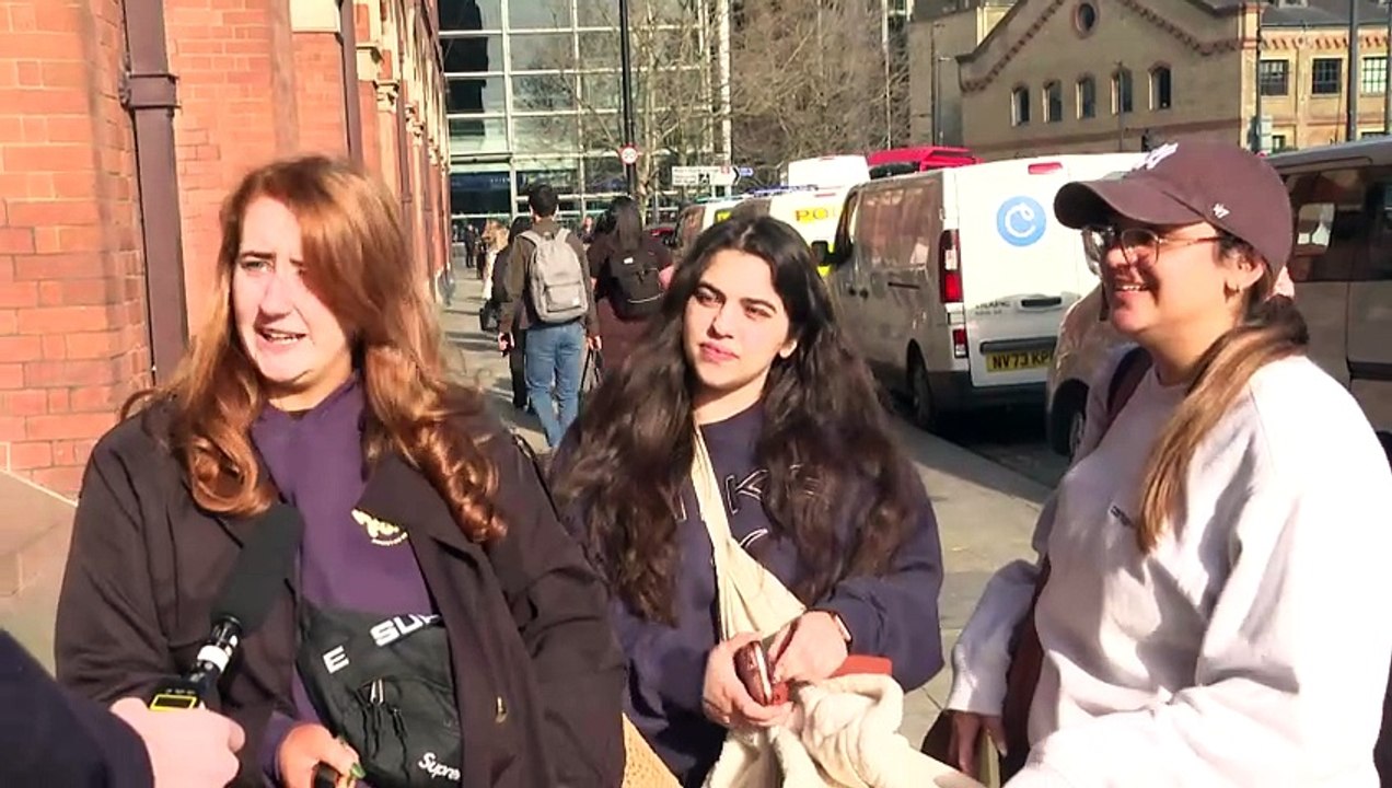 Frustrated passengers react to Eurostar cancelations