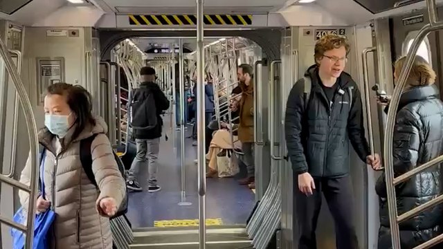 La nueva 'revolución' tecnológica de Nueva York: el metro sin puertas entre vagones