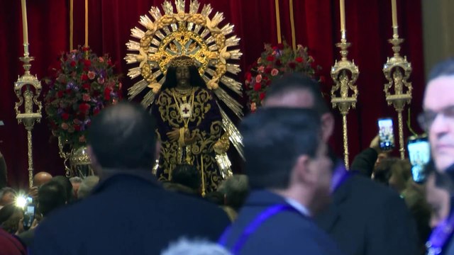 El Rey Felipe venera a Nuestro Padre Jesús Nazareno en la Basílica del Cristo de Medinaceli