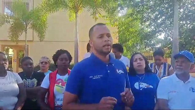 En escuela de Villa Mella hay gusanos en el comedor por falta de conserje, según denuncia