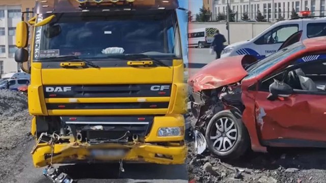 TIR ve otomobil kafa kafaya çarpıştı