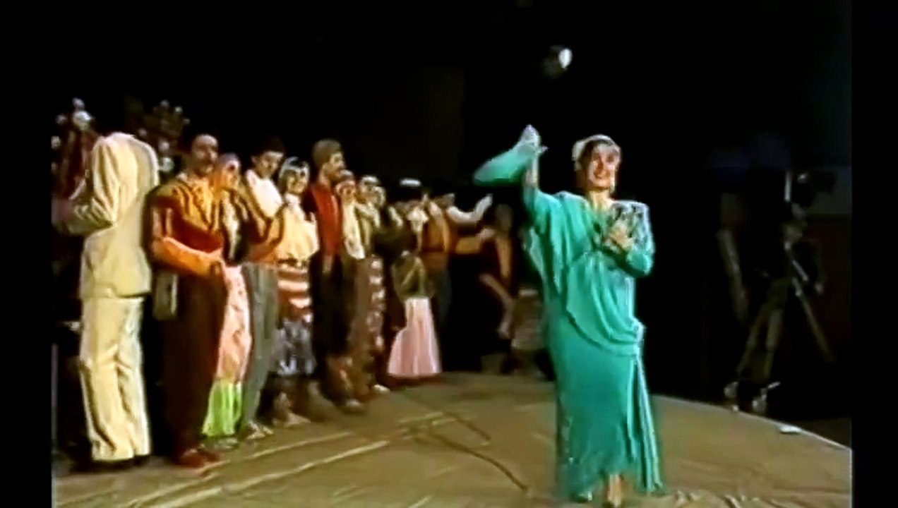 Belkıs Akkale - Pınara Gelki Görem