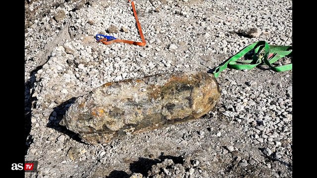 Police release photos of WW2 bomb which caused massive train disruption in Paris