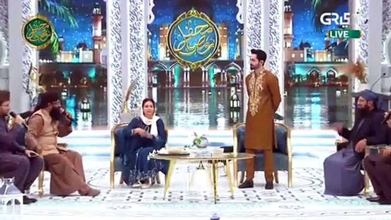 Mujhe Apna Bana Le, Madinay Walay ✨ Mehfil e Ramzan - Danish Taimoor - Rabia Anum